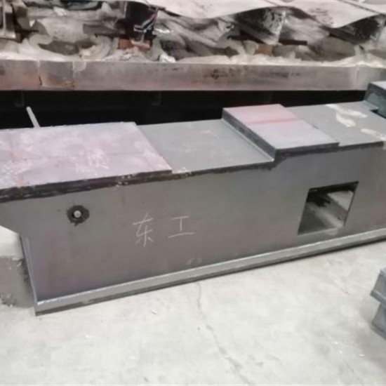 特大型打砂設(shè)備，對所有特大型金屬件表面打砂清除表面雜質(zhì)